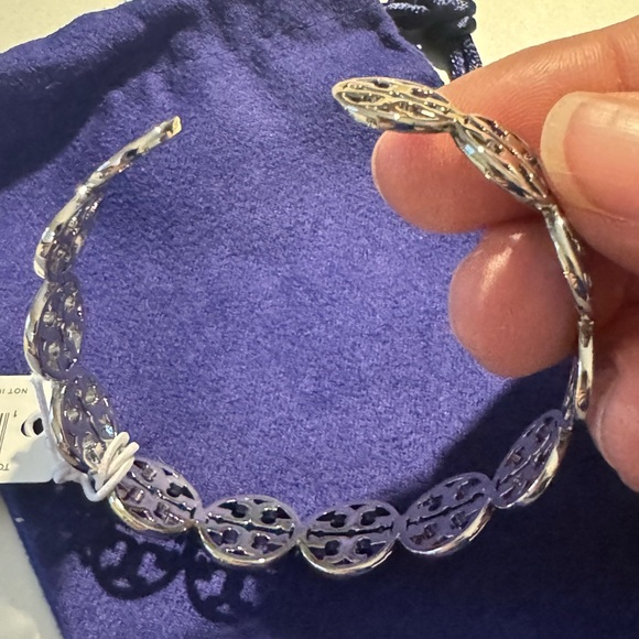 Tory Burch NWT Silver Toned Logo Cuff Bracelet - Picture 6 of 9